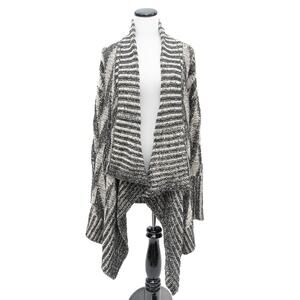 Staring At Stars Black White Chevron Drape Front Cardigan Size Small